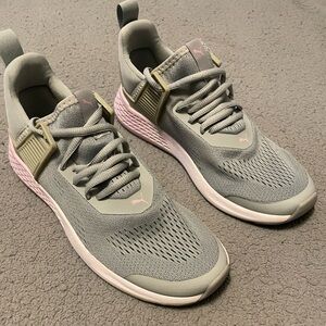 Puma Gray and Pink Athletic Shoes Lightweight Breathable Design